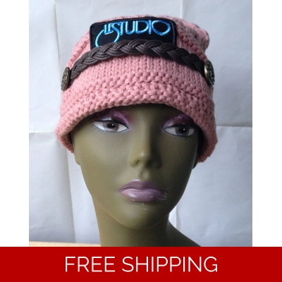 Woman Winter Pink Hat W & B Front Logo
